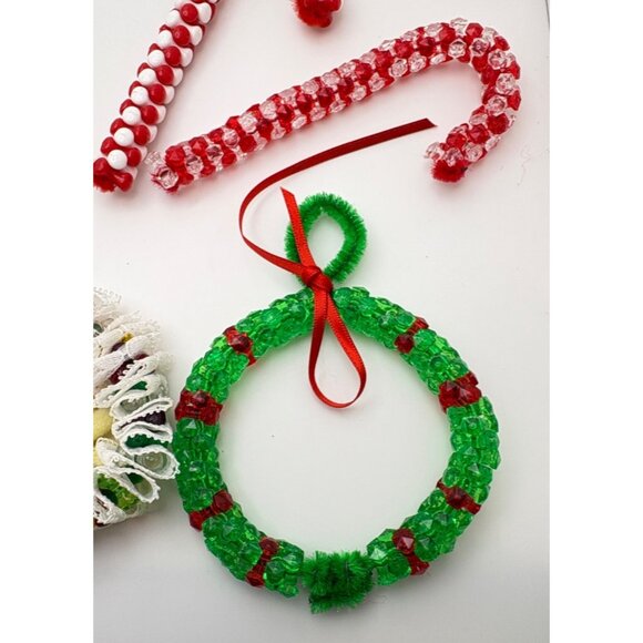 Handmade Beaded Christmas Tree Ornaments Wreath Candy Cane Lot of 7 - Picture 7 of 9